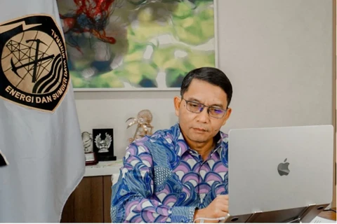 Indonesian minister urges youngsters to participate in energy transition process