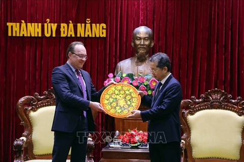 Da Nang seeks more cooperation opportunities with Russia