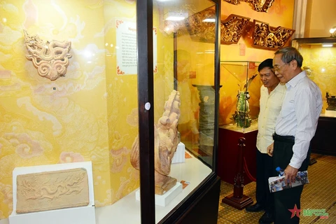 Antiques with dragon images displayed in HCM City