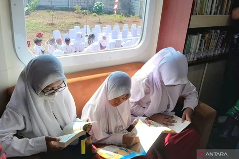 Indonesia to build 10,000 village libraries this year