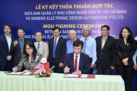 Saigon Hi-Tech Park, Siemens promote training in semiconductor industry