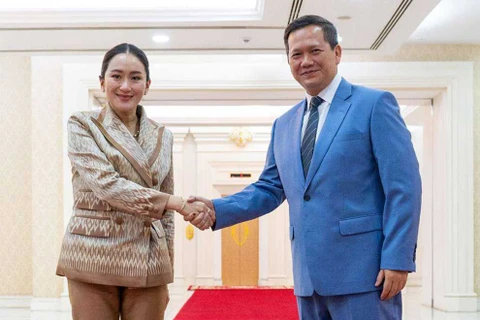 Cambodia, Thailand highly evaluate ties, bilateral cooperation 