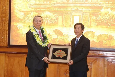 Japanese doctor awarded “Honorary citizen of Thua Thien - Hue province” title