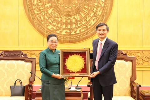 Ninh Binh keen on promoting tourism links with Laos: Official