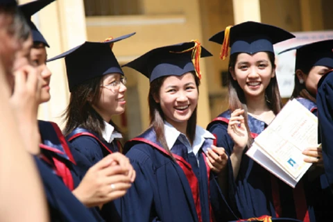 Romanian Government grants 21 scholarships to Vietnamese citizens