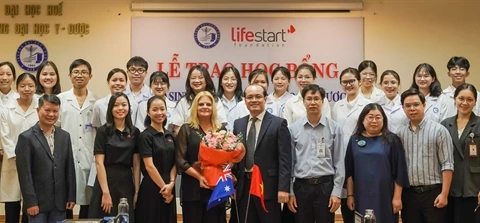 Scholarships presented to disadvantaged students in central Vietnam