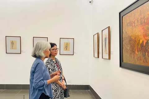 Exhibitions held to mark Dien Bien Phu Victory anniversary