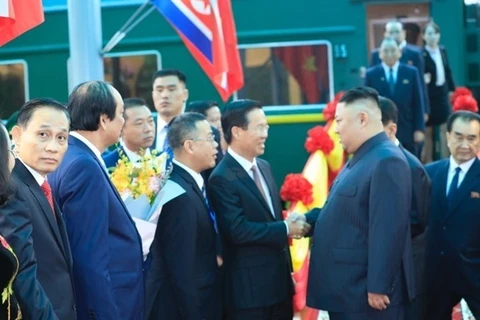 DPRK Chairman arrives in Lang Son