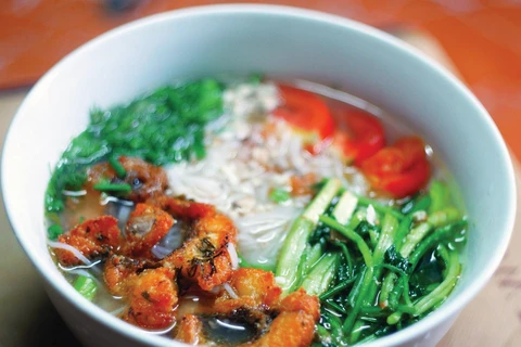 CNN: 5 dishes every Hanoi visitor needs to try