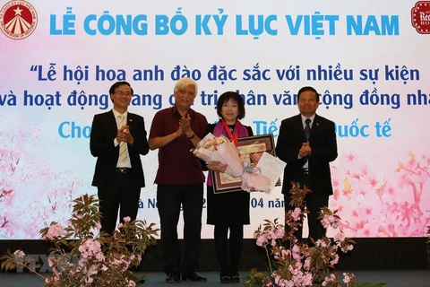 Cherry blossom festival makes Vietnam record