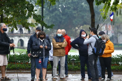 Foreigners stranded in Vietnam receiving assistance