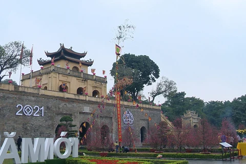 Hanoi serves 122,000 visitors during Lunar New Year festival