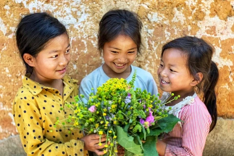 Choan Then village – where smiles of Ha Nhi ethnic children shine