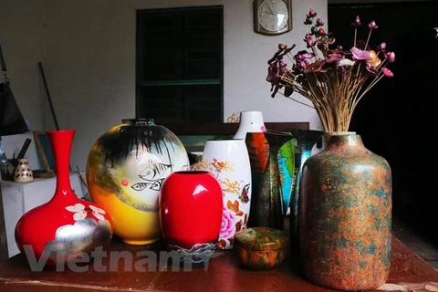 Ha Thai lacquerware village facing shortage of young hands