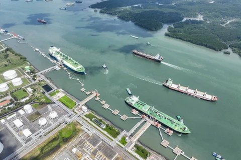 Thi Vai LNG complex passes pilot testing, ready to go