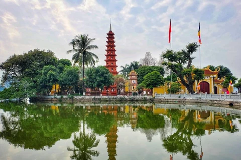 Tran Quoc pagoda: The oldest pagoda in Hanoi