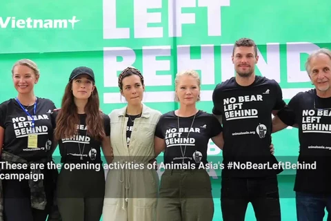 International stars accompany the bear protection campaign in Vietnam
