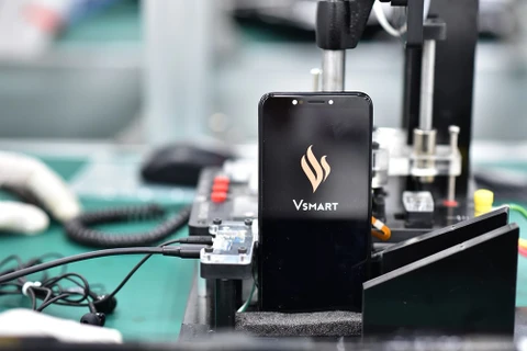 Vietnam smartphone to be launched next week