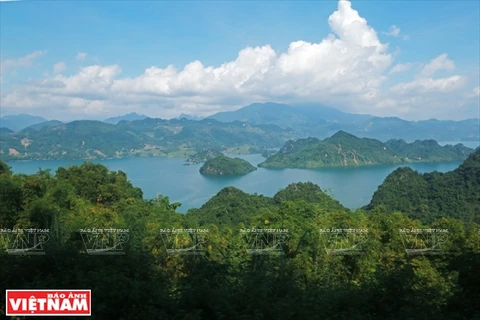 Hoa Binh Resevoir