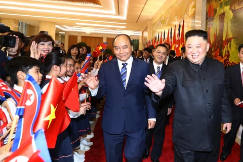 PM hosts reception for DPRK leader