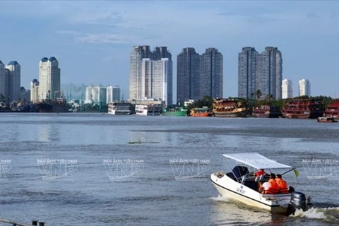 Sensational Saigon River tour attracting tourists
