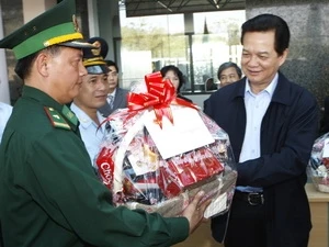 PM requests Quang Tri to tap into its full potential