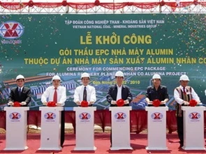 PM launches construction of alumina plant in Dak Nong