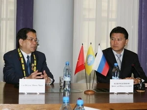 President Triet visits Republic of Kalmykia