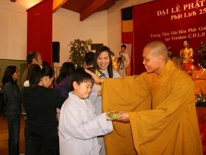 Vietnamese in Germany celebrate Buddha’s birthday