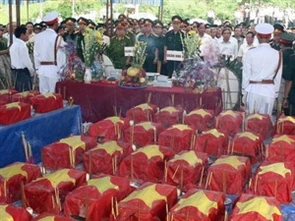 Quang Tri holds funeral for fallen combatants’ remains 