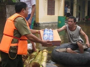 Over 19 bln VND raised for flood victims 