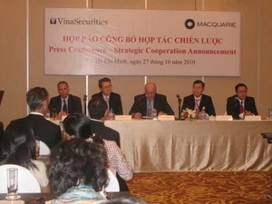 VinaSecurities, Macquarie sign deal 