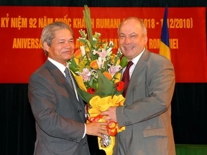 Get-together marks VN-Romania diplomatic ties 