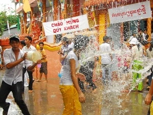 Khmer in Soc Trang, Can Tho enjoy New Year 