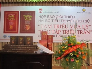 Two historical novels by Hoang Quoc Hai (Source:VNA) 