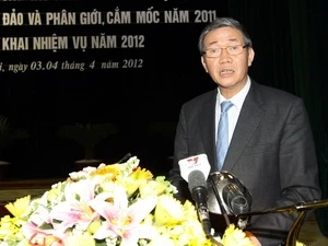 Mr. Dinh The Huynh speaks at the conference (Source: VNA) 