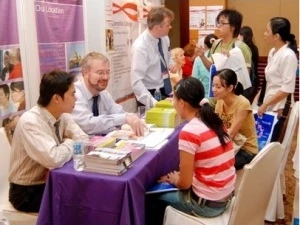 Vietnam, UK confirm education partnership 