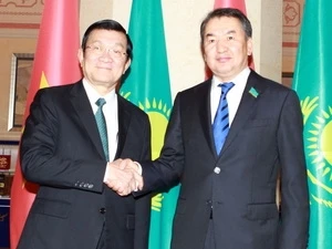 President Sang met with Kazakh Prime Minister Karam Massimov. (Photo: Nguyen Khang) 