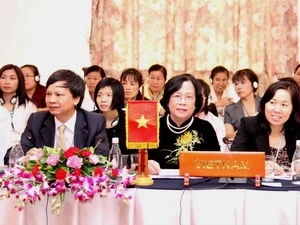 The Vietnamese delegation at the meeting. Photo: VNA