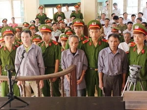Defendants at a first-instance trial in Bac Giang province (source toaan.gov.vn) 