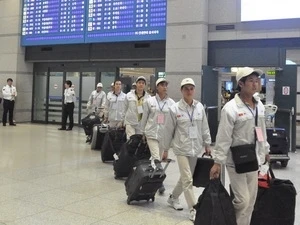 16 Vietnamese workers returned RoK for work Photo: Vietnam Plus