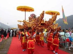 A procession in the opening of Yen Tu festival Photo: VNA