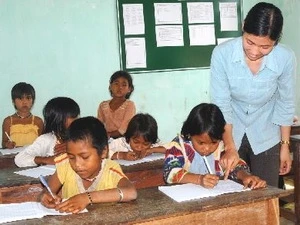 Bilingual education initiative implemented in Kbang district, Gia Lai province - Source: VNA