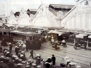 The walk will end at Dong Xuan market (Source: VNA)