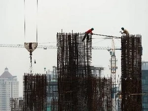 A building construction in Jakarta, Indonesia. Photo: AFP/VNA