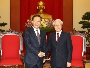 Party General Secretary Nguyen Phu Trong receives Secretary of Guangxi Zhuang Autonomous Region’s Party Committee Peng Qinghua (Source:VNA)