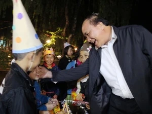 Deputy Prime Minister Nguyen Xuan Phuc visits the Da Lat SOS Children’s Village (Source: VNA)