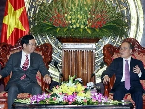 NA Chairman Nguyen Sinh Hung meets with UK Prince Andrew, Duke of York. Photo: VNA