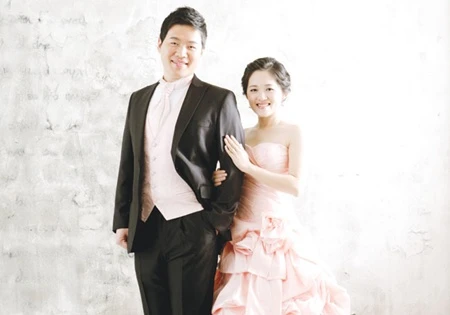 Pianist Trang Trinh and her South Korean husband, tenor Park Sung-min, will perform in the Luala concert's new season.