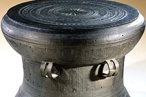 Dong Son bronze drum (Source: Internet)